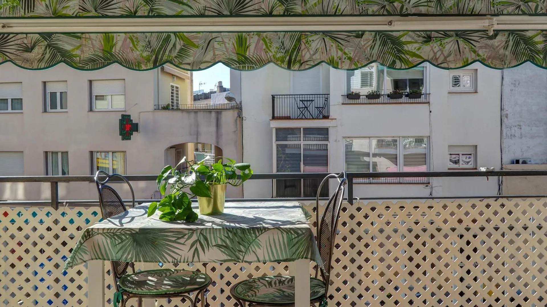 Le Blanc Apartment By Hello Homes Sitges